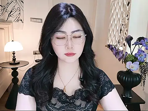 Tingdie online show from September 2025 12:04:02 PM