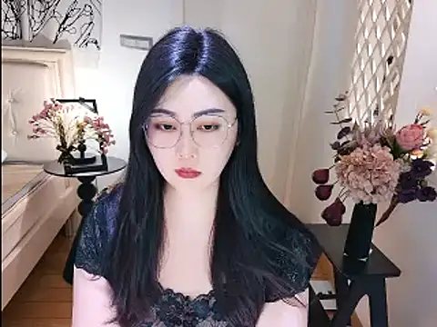 Tingdie online show from October 2025 05:08:01 PM