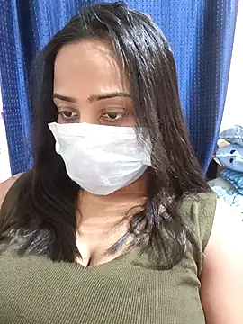 COZY ROZI online show from October 2025 03:45:01 PM