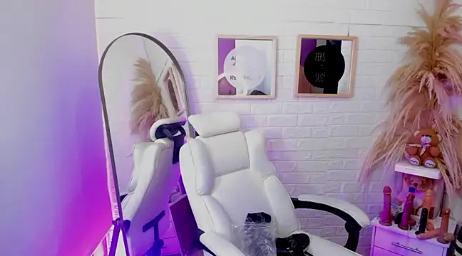 Danny Luxx online show from March 2025 02:13:01 PM