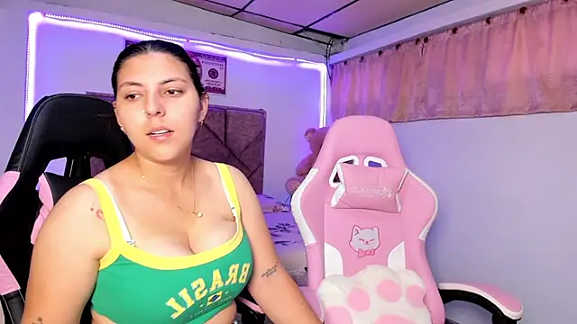 Cristal Smith20 online show from June 2026 11:54:02 AM