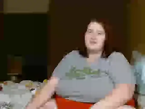 BubblyMoonie online show from December 2025 02:07:02 AM