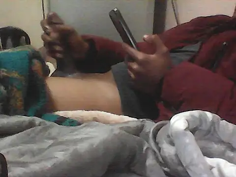 Snapshot of TwistedR chatting on May 2026 01:56:01 AM TwistedR online show from May 2026 01:56:01 AM