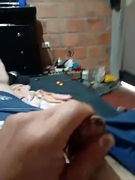 Snapshot of Mycansonhot chatting on October 2025 08:27:02 PM Mycansonhot online show from October 2025 08:27:02 PM