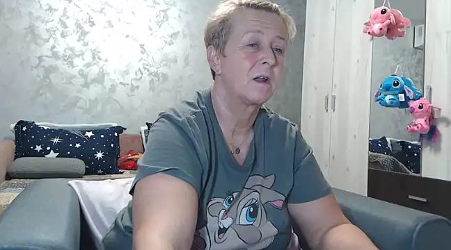 RosesandLillies online show from March 2025 04:30:01 PM