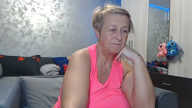 RosesandLillies online show from March 2026 06:25:02 PM