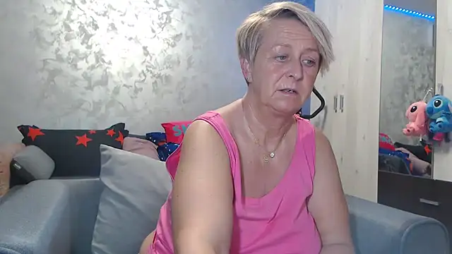 RosesandLillies online show from March 2026 05:50:01 PM