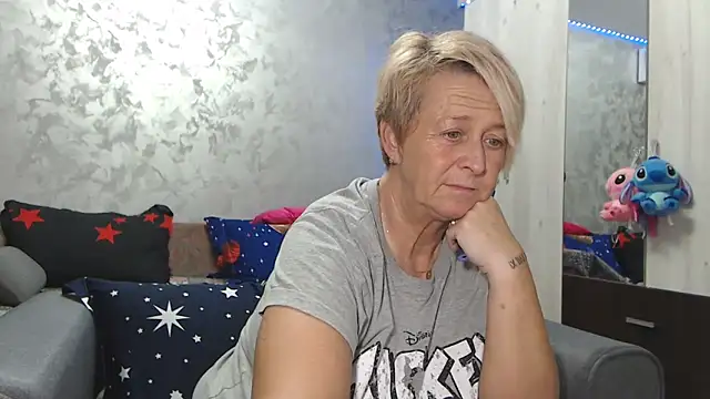 RosesandLillies online show from March 2026 05:25:01 PM