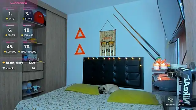 Snapshot of fitnolan chatting on March 2025 11:45:02 AM fitnolan online show from March 2025 11:45:02 AM