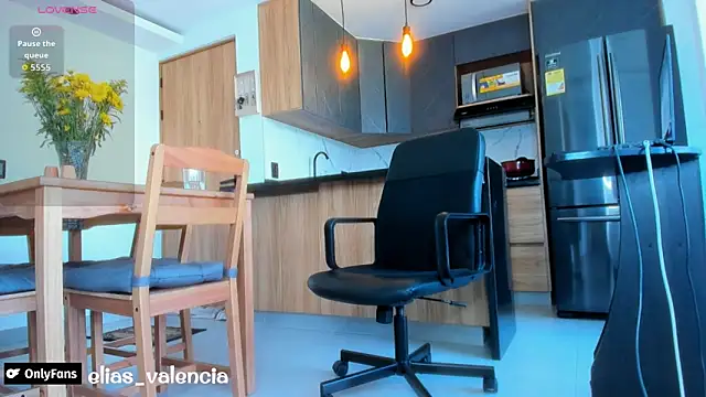 fitnolan online show from February 2026 02:49:01 PM