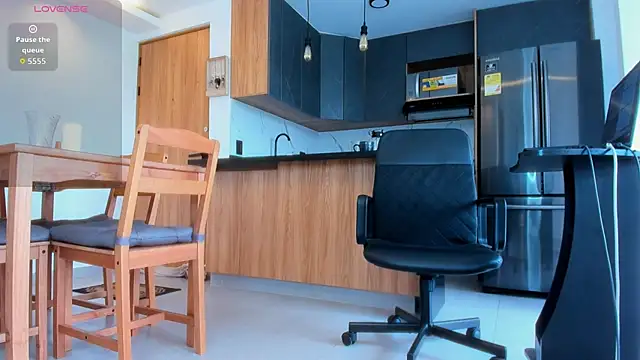 fitnolan online show from March 2026 01:39:02 PM