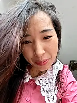 Snapshot of hebe-02 chatting on September 2025 01:38:02 AM hebe-02 online show from September 2025 01:38:02 AM