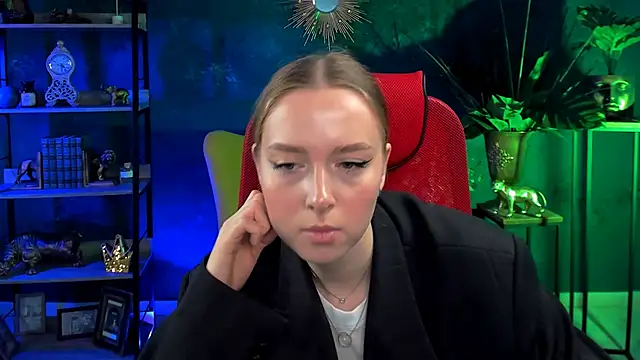 JenniferGraces online show from March 2025 11:36:02 AM