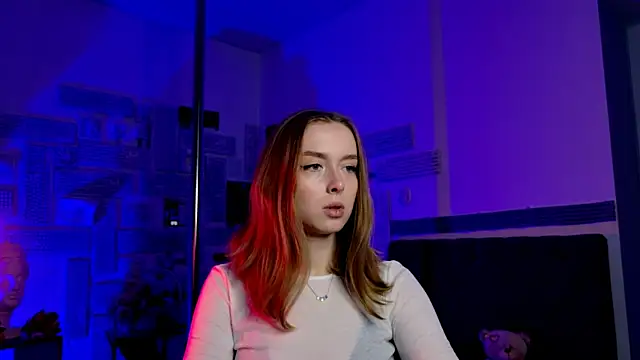 JenniferGraces online show from March 2025 04:37:01 PM