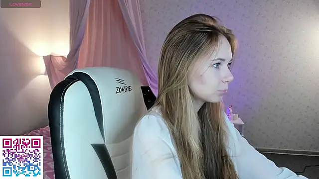 boozekirs  online show from October 2025 02:41:02 AM