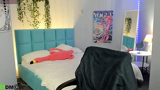 boozekirs  online show from March 2026 03:00:02 AM