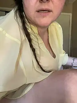 HTXBELLE online show from March 2025 10:51:01 PM