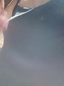 HTXBELLE online show from November 2025 12:13:01 PM