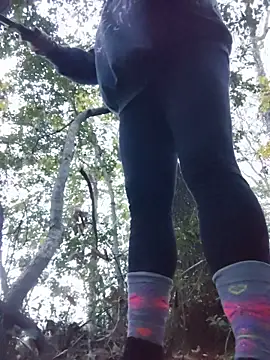 HTXBELLE online show from November 2025 10:57:02 PM