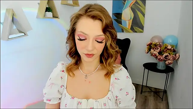 Snapshot of AmandaGracy_1 chatting on June 2026 06:13:01 PM AmandaGracy 1 online show from June 2026 06:13:01 PM