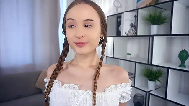 QuennaCoote online show from September 2025 06:59:01 AM