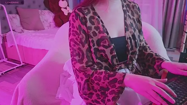 Snapshot of baby_debbie chatting on October 2025 09:03:02 PM baby debbie online show from October 2025 09:03:02 PM