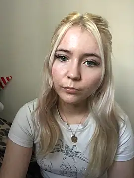 Blondie Sofia Essexbabe online show from March 2026 02:35:02 PM