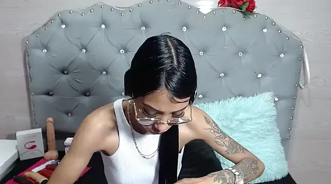 Karla SlutSkinny online show from February 2025 09:24:02 AM