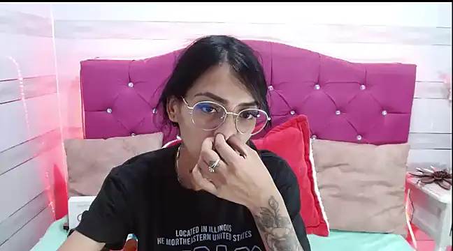 Karla SlutSkinny online show from February 2025 03:09:02 AM