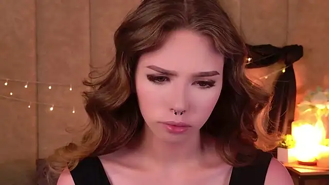 Sierra Fane online show from September 2025 08:41:01 PM