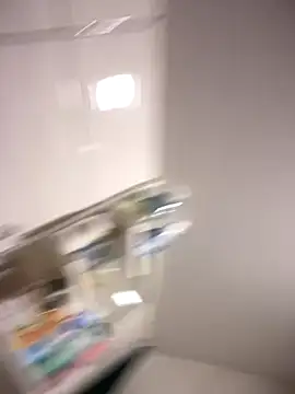 May Alisa online show from November 2025 02:39:01 PM