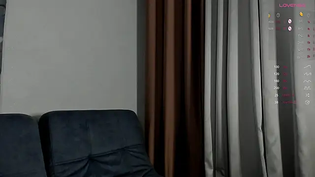 Snapshot of Nerdy_Amy chatting on February 2025 10:42:01 PM Nerdy Amy online show from February 2025 10:42:01 PM
