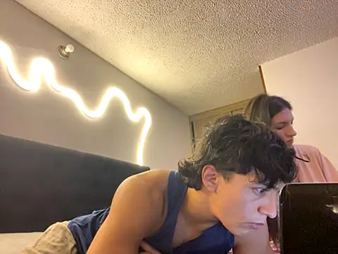 DesireLuxe online show from October 2025 06:23:02 AM