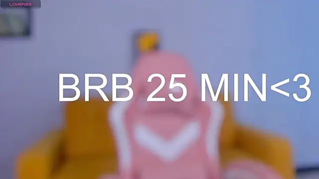 Snapshot of KristinMoore chatting on March 2025 12:25:02 PM KristinMoore online show from March 2025 12:25:02 PM