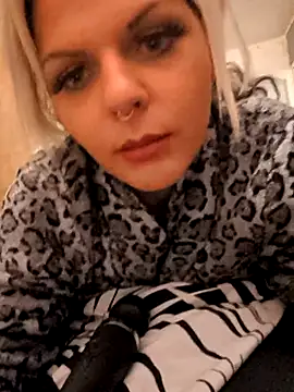 Glory Max online show from February 2026 05:50:02 PM