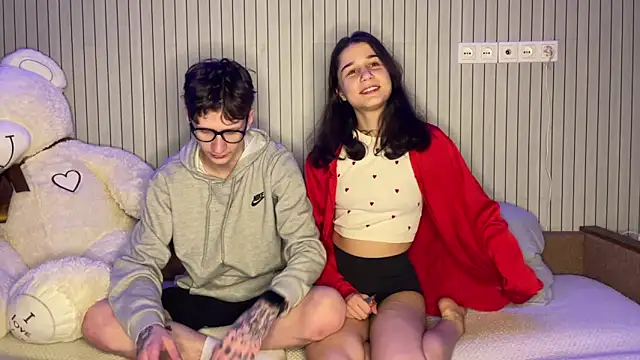 baby lesi online show from March 2026 04:46:02 PM