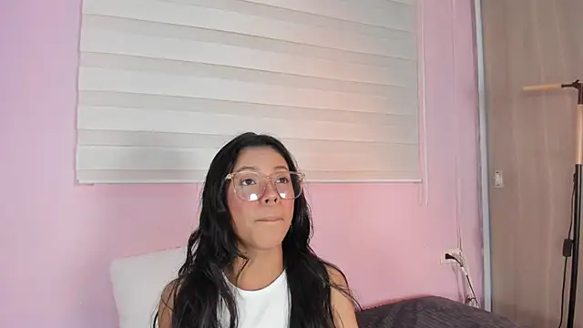 emily sweett24 online show from March 2025 12:13:02 PM