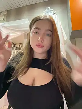 Milana mil online show from March 2025 05:46:01 PM