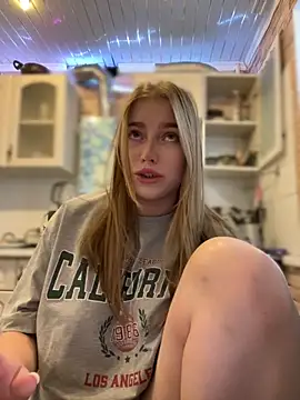 Milana mil online show from September 2025 08:25:02 AM