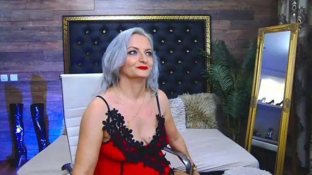 Snapshot of LadyTouch chatting on February 2025 11:58:01 PM LadyTouch online show from February 2025 11:58:01 PM
