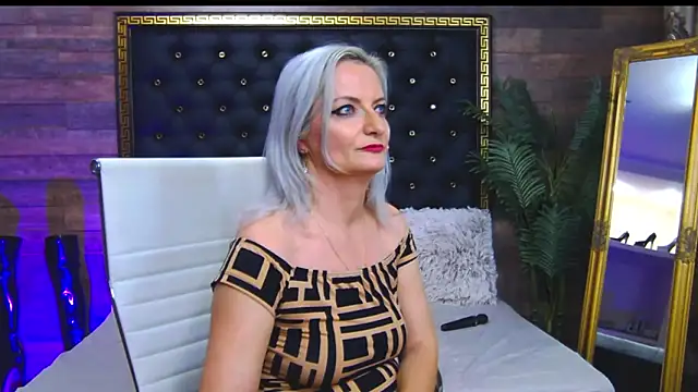 Snapshot of LadyTouch chatting on February 2025 07:22:02 AM LadyTouch online show from February 2025 07:22:02 AM