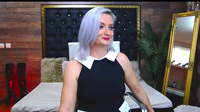 Snapshot of LadyTouch chatting on March 2025 06:51:02 AM LadyTouch online show from March 2025 06:51:02 AM
