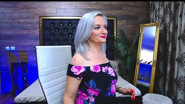 Snapshot of LadyTouch chatting on March 2025 11:54:02 PM LadyTouch online show from March 2025 11:54:02 PM