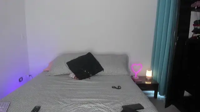  lucianapalmer online show from February 2026 02:17:02 PM