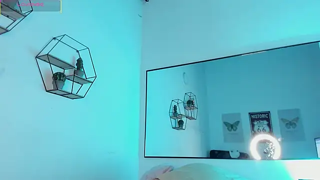 Snapshot of Little_Lau1 chatting on November 2025 10:03:02 PM Little Lau1 online show from November 2025 10:03:02 PM