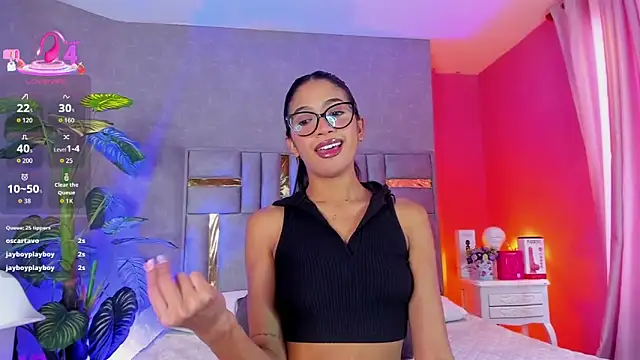 Tyla Ks online show from April 2026 07:58:02 PM