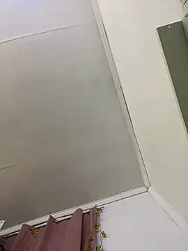 Snapshot of tu-bebitaa chatting on February 2025 11:32:02 PM tu-bebitaa online show from February 2025 11:32:02 PM