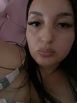 Snapshot of tu-bebitaa chatting on March 2025 09:59:02 PM tu-bebitaa online show from March 2025 09:59:02 PM