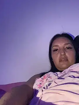 Snapshot of tu-bebitaa chatting on March 2025 08:42:01 AM tu-bebitaa online show from March 2025 08:42:01 AM