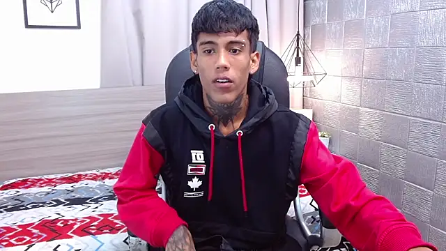 RyanKing19 online show from February 2025 09:37:01 PM